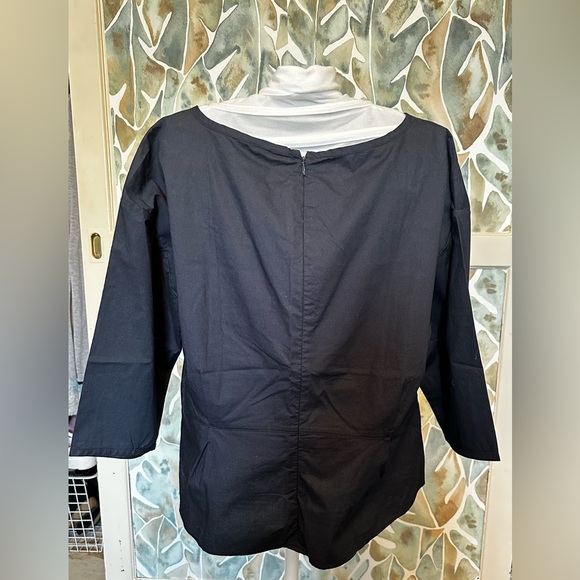 Navy blue, Gap, peplum cotton top. - Picture 2 of 4